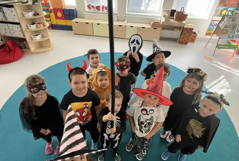 403f8471f40a37077526335a55321340_jpeg_0