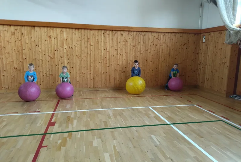 76d58c48fc7c863047452ee32fb0e785_jpeg