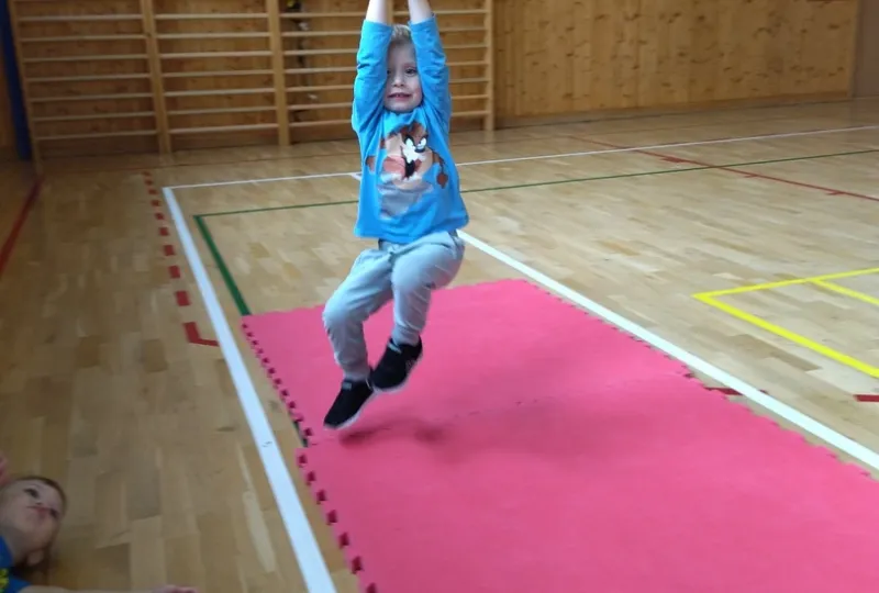 f0c772e833f4d2248509c6b0d33ddaed_jpeg